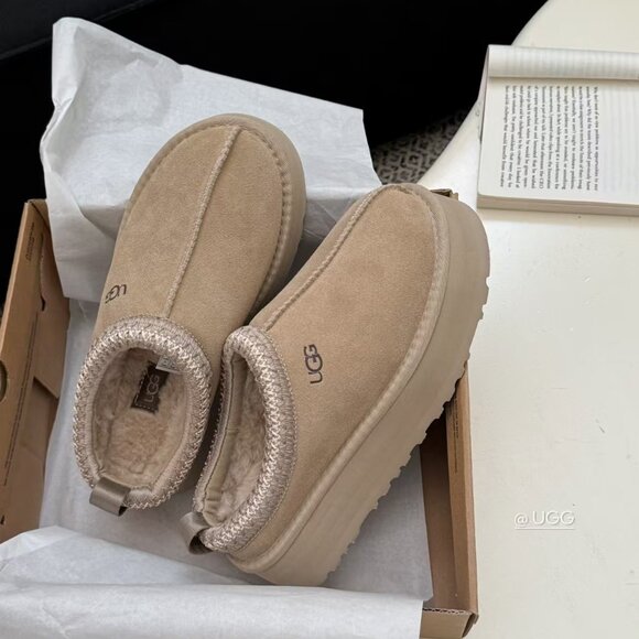 UGG  Tazz platform slippers - Picture 6 of 6